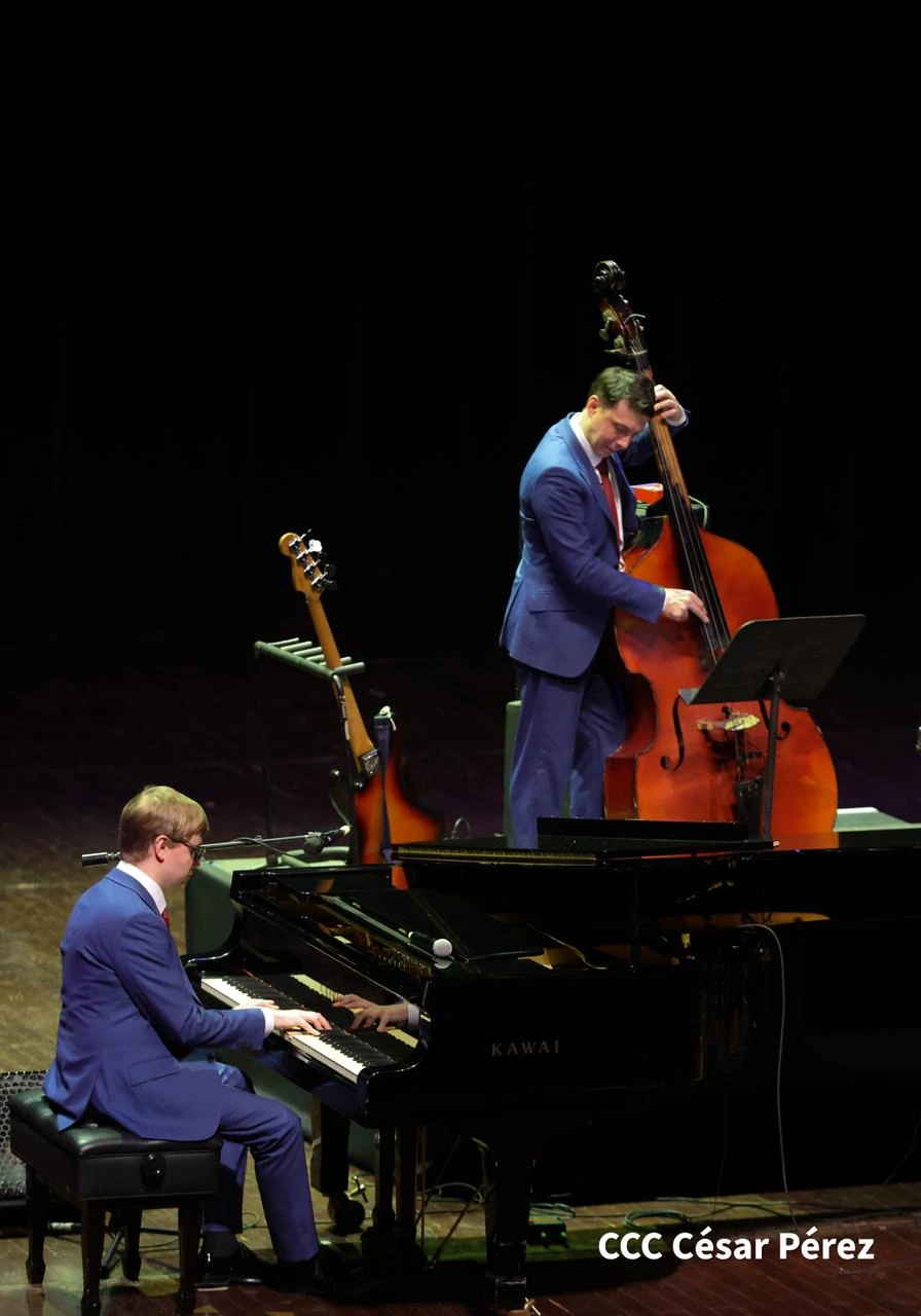 JAZZ-(3)