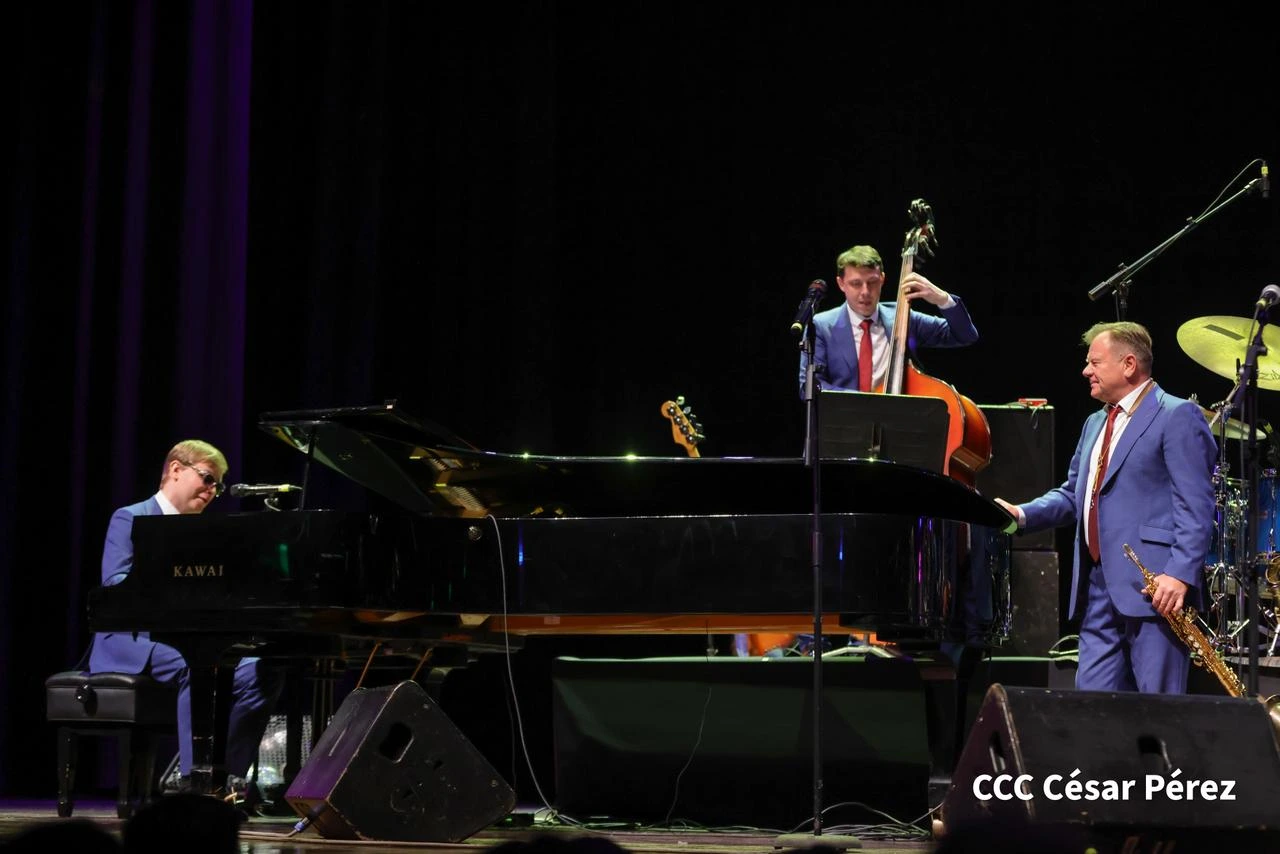 JAZZ-(30)