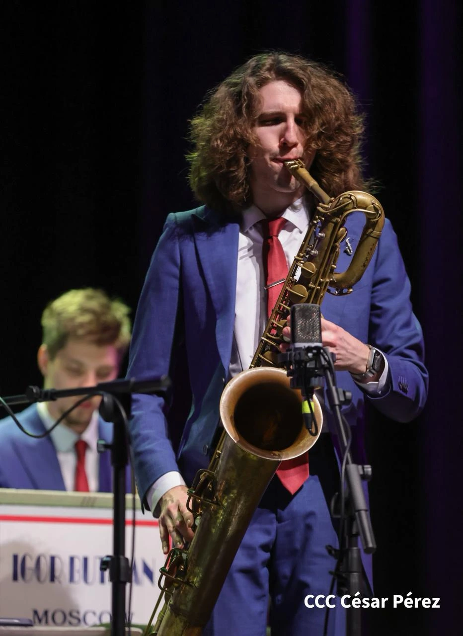 JAZZ-(37)