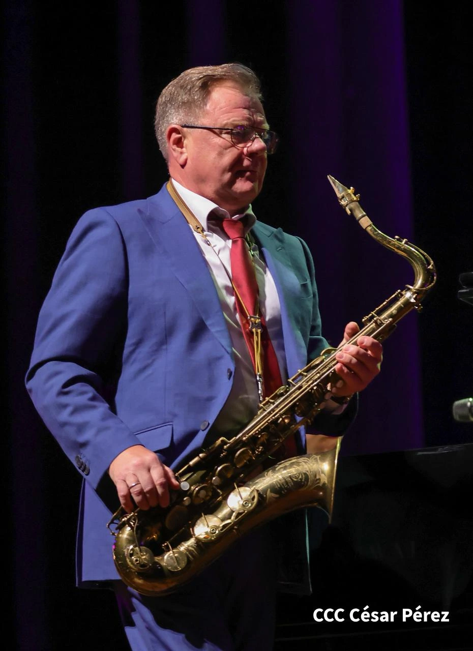 JAZZ-(42)
