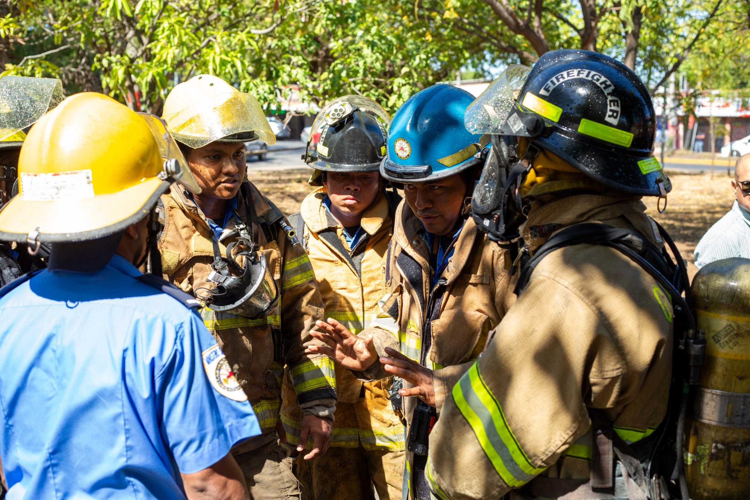 BOMBEROS13