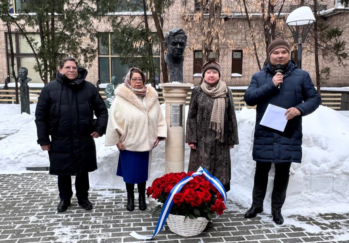 MOSCU-(3)