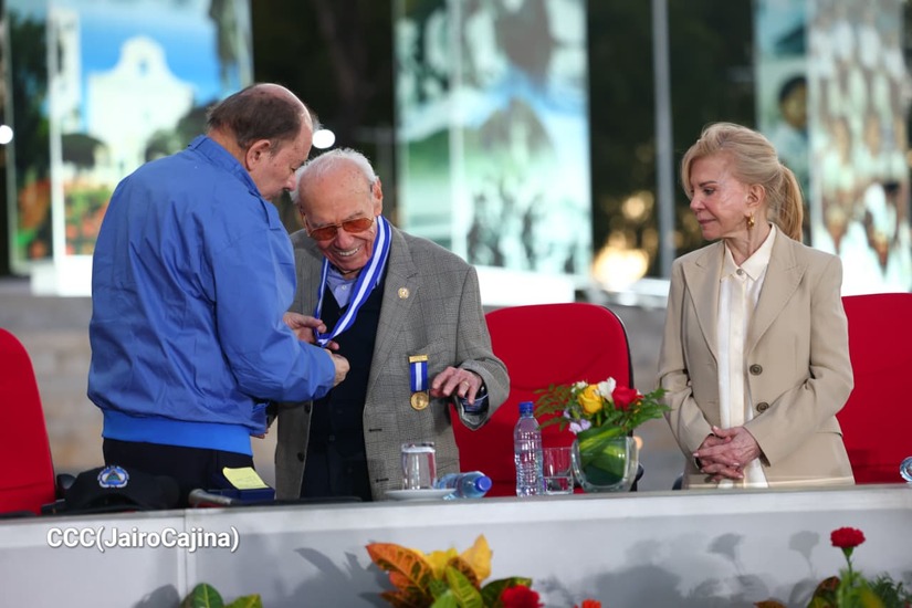 Medalla-Reconciliacion-5