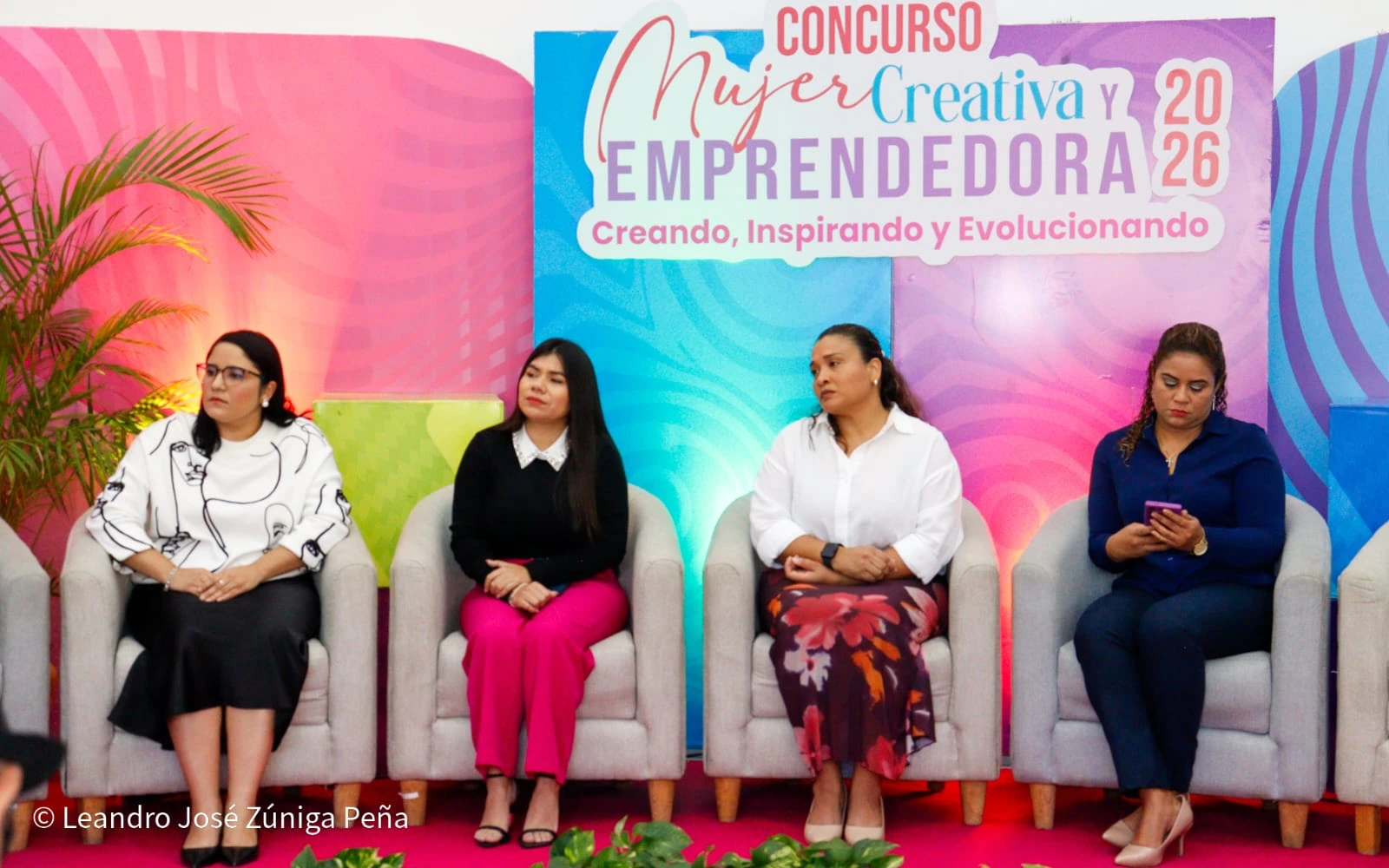 MUJERES16