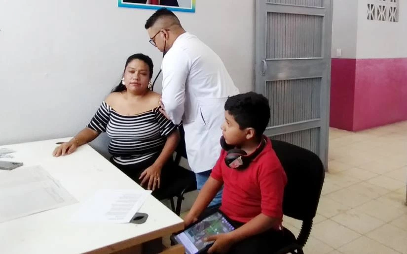 PUESTO-DE-SALUD4