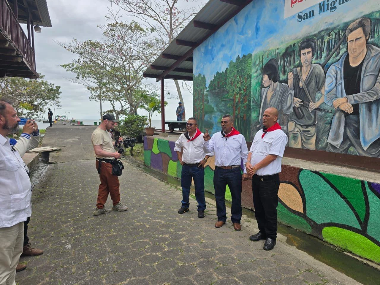 COMUNICADOR10