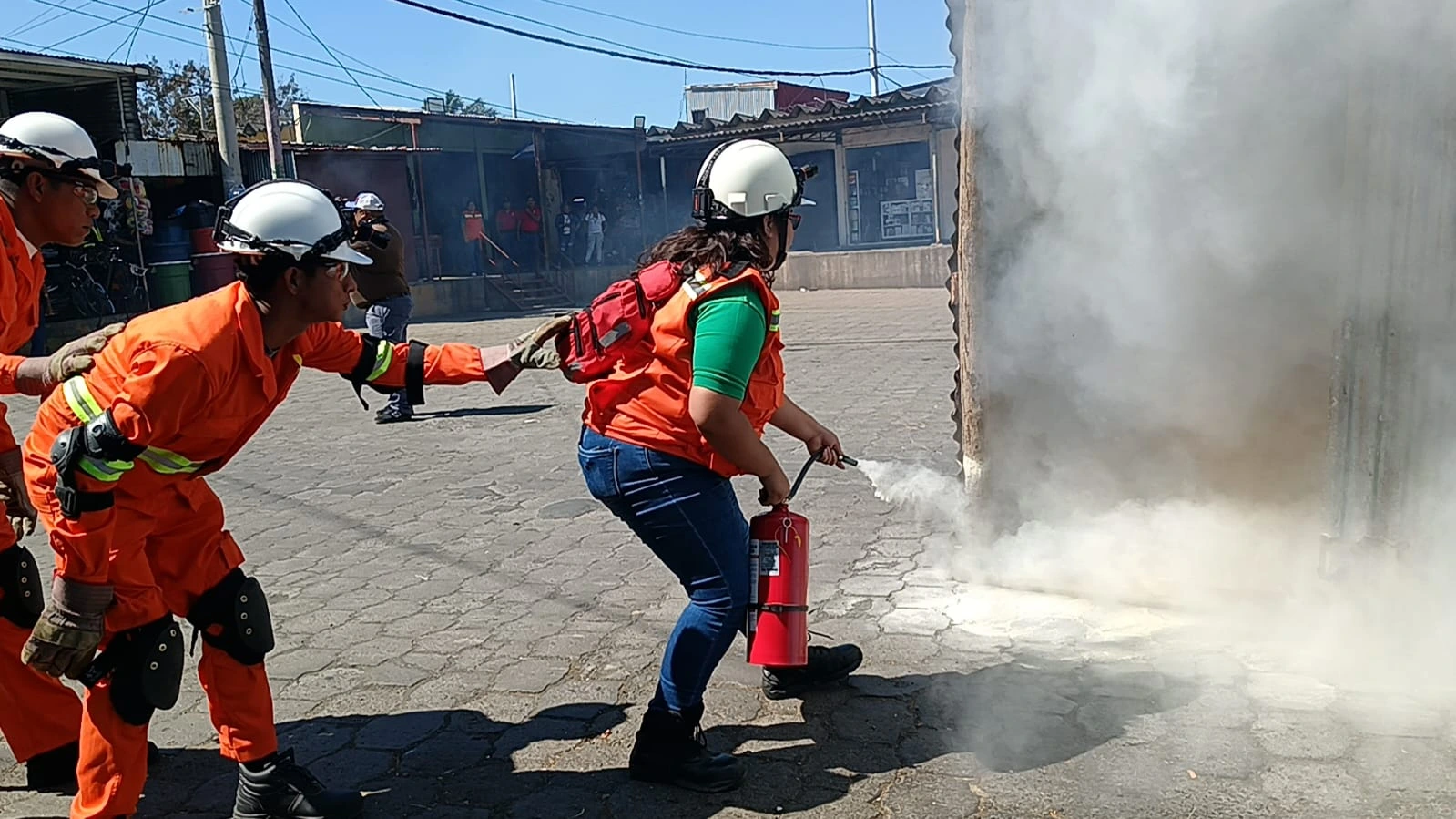 BOMBEROS12