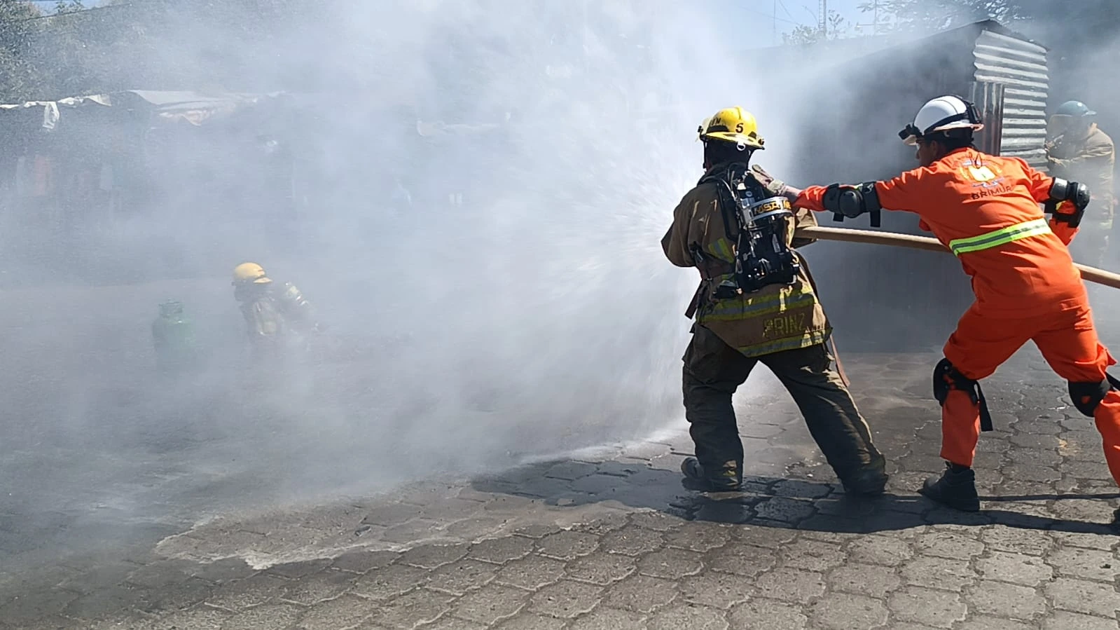 BOMBEROS6