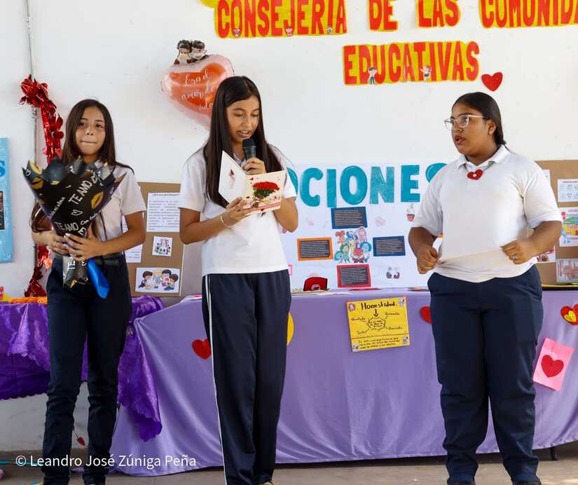 Amor-y-Amistad-8