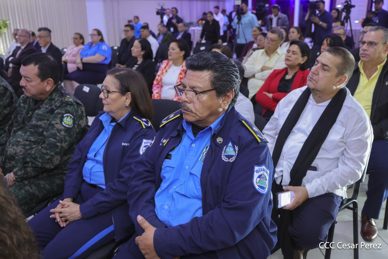REPUBLICA-(26)