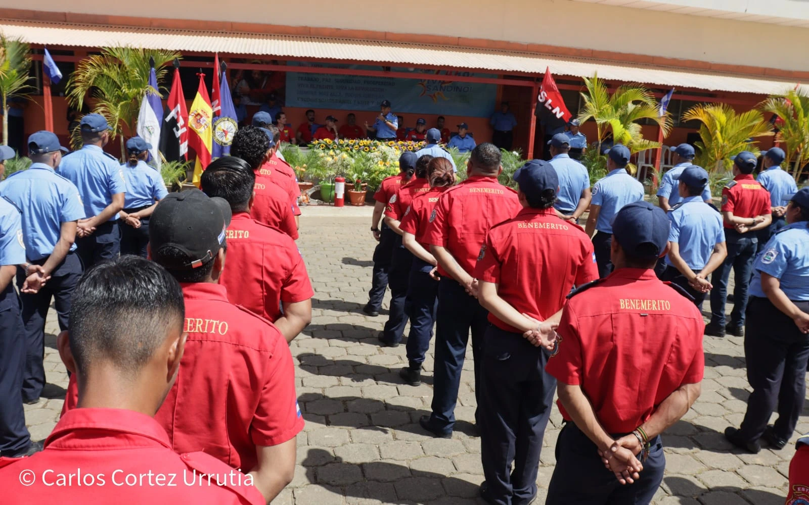 BOMBEROS13