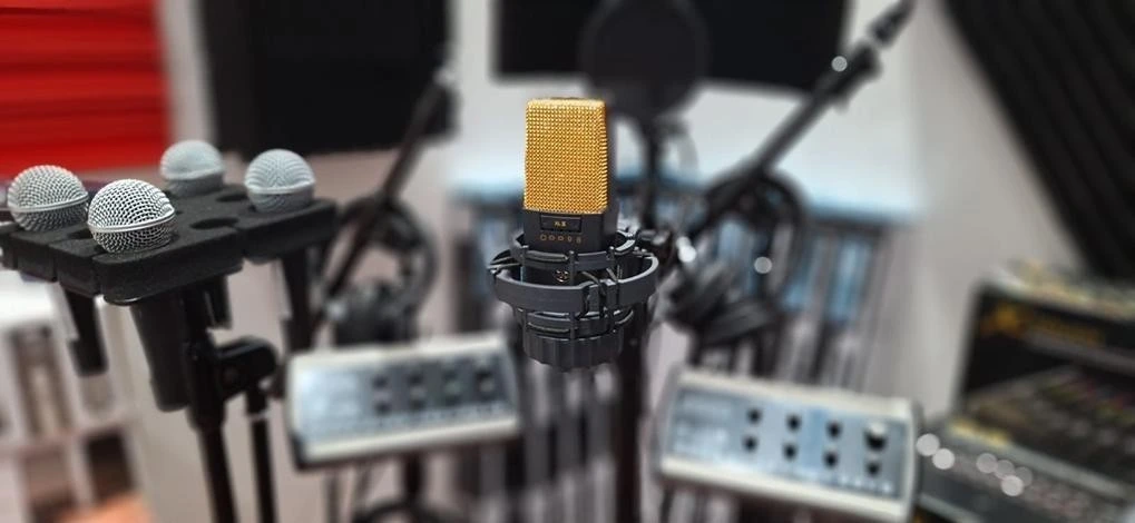 ESTUDIO9