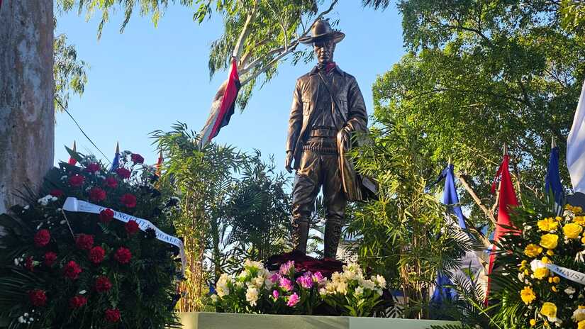 Sandino-4