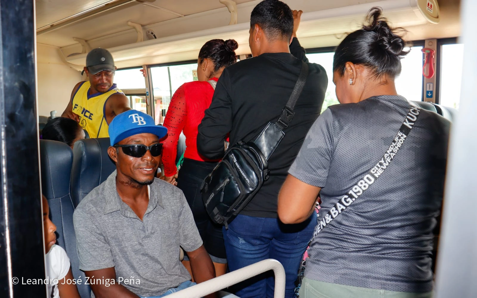 BUSES-(6)
