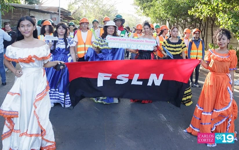 DESFILE-(12)