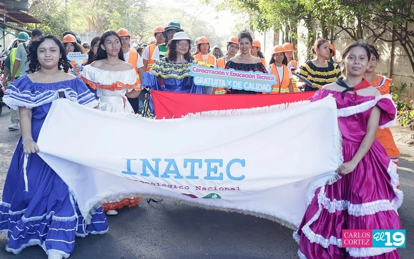 DESFILE-(13)