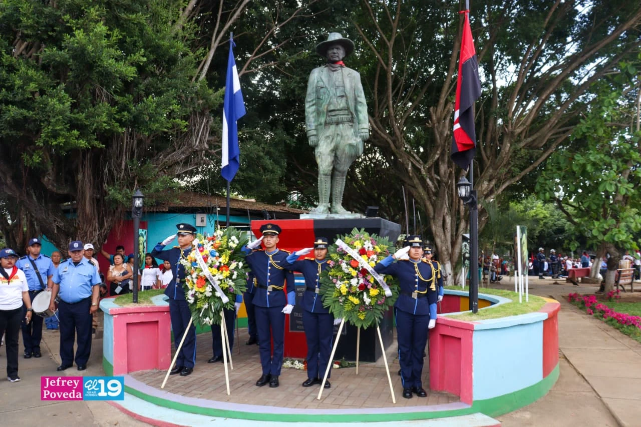 SANDINO-(10)