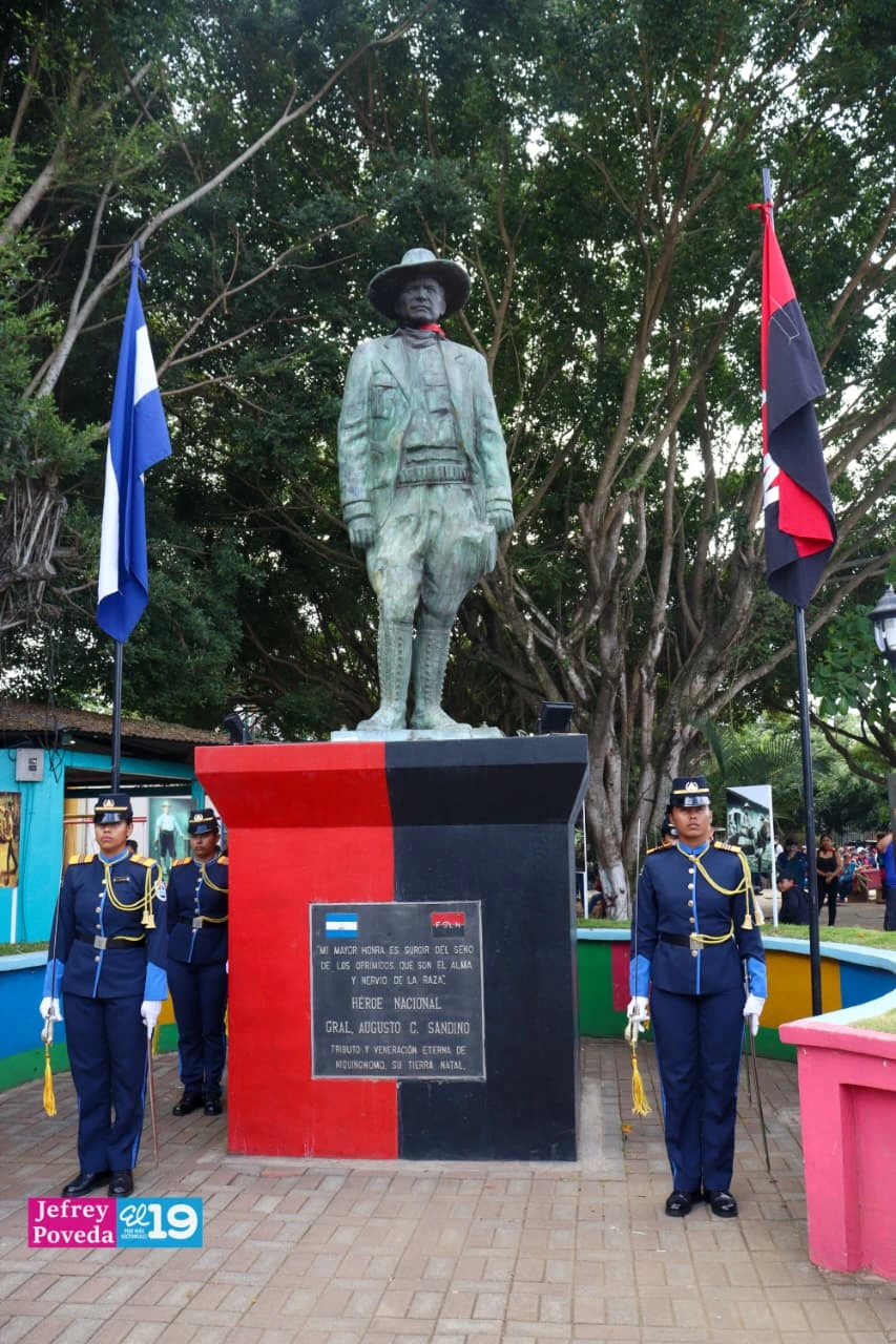 SANDINO-(28)