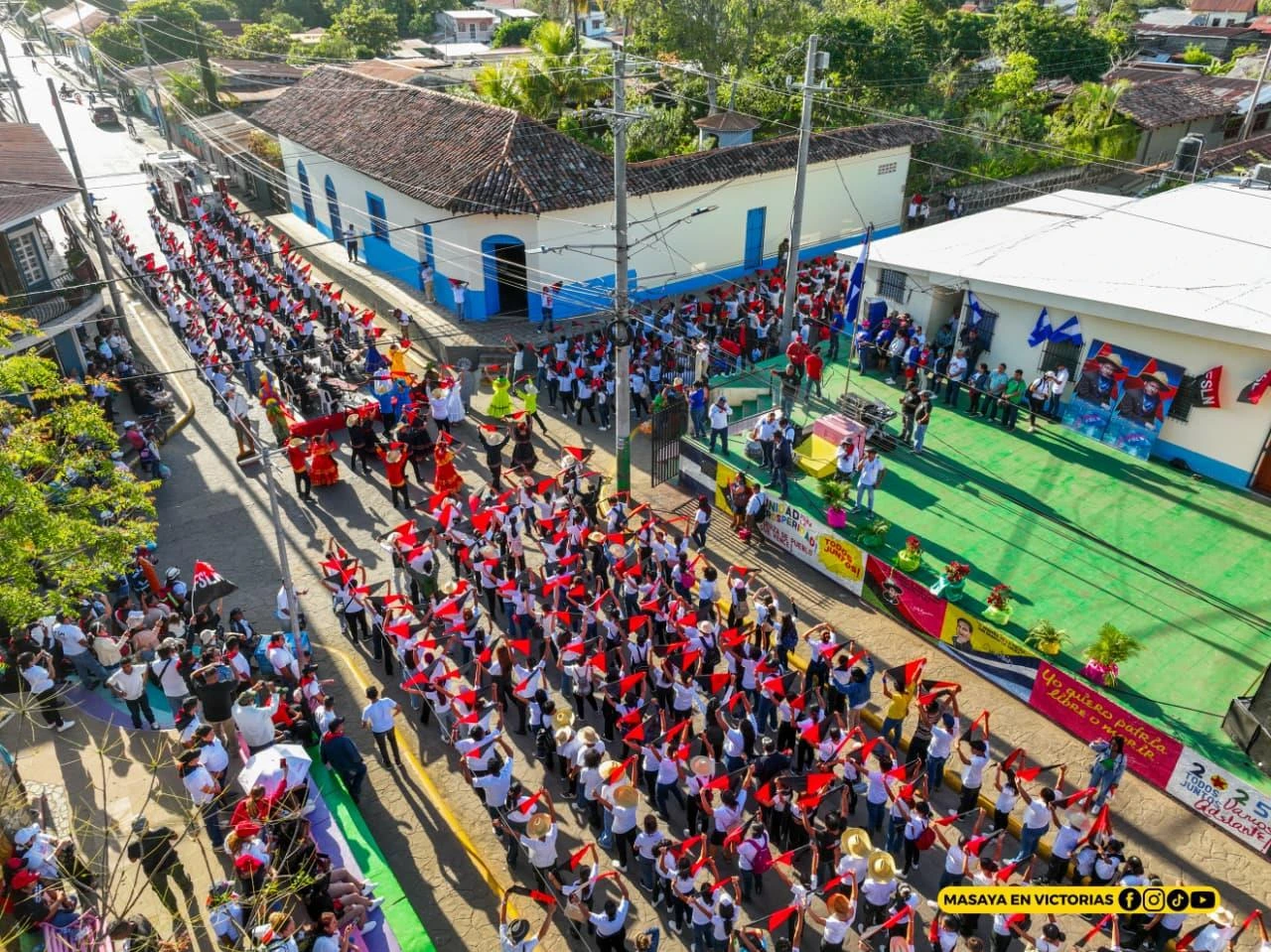 ROMERIA-(11)