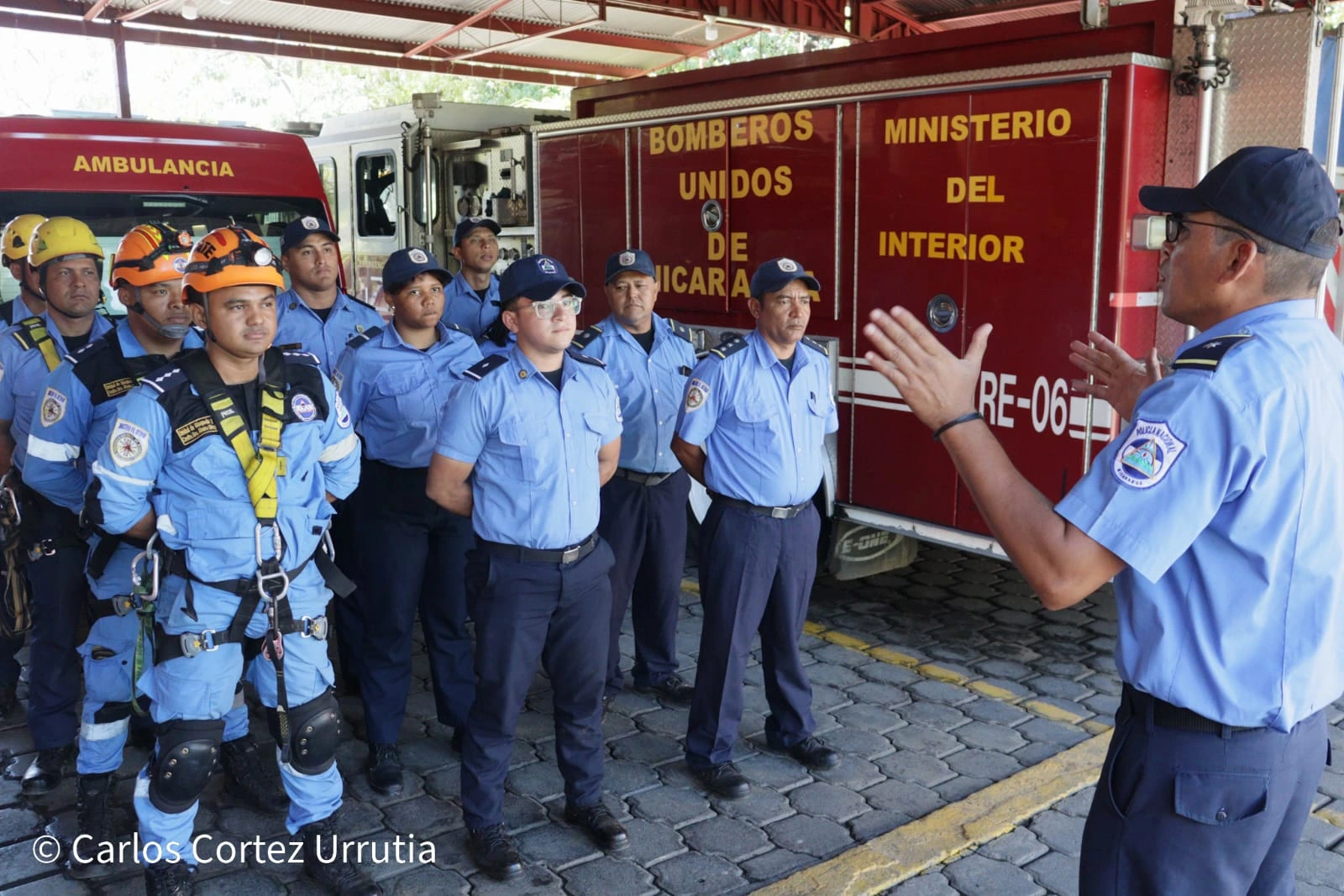 BOMBEROS11
