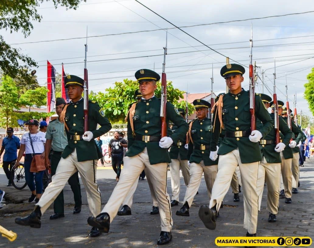 DESFILE11