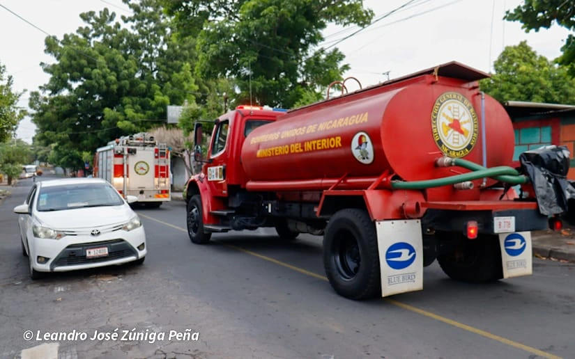 BOMBEROS-(3)