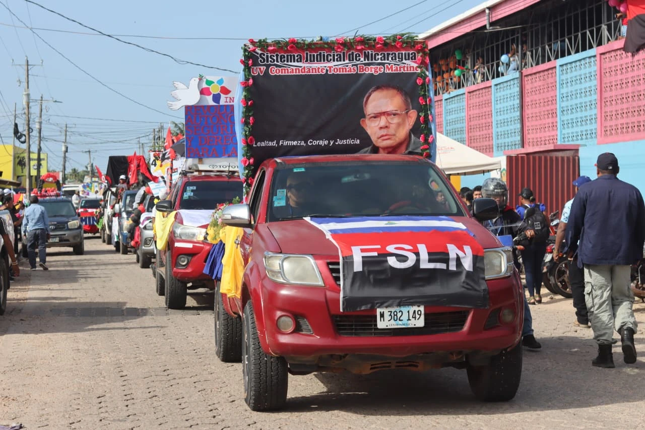 CARAVANA2