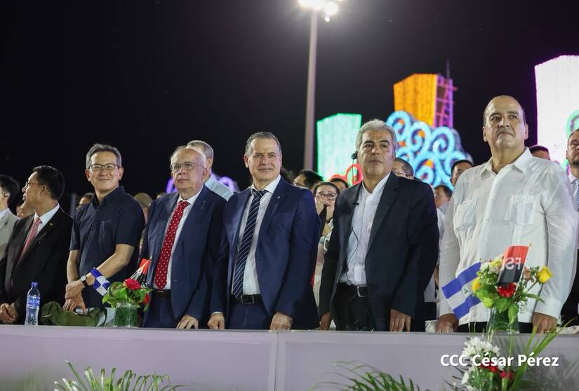 Acto-19-de-Julio-56