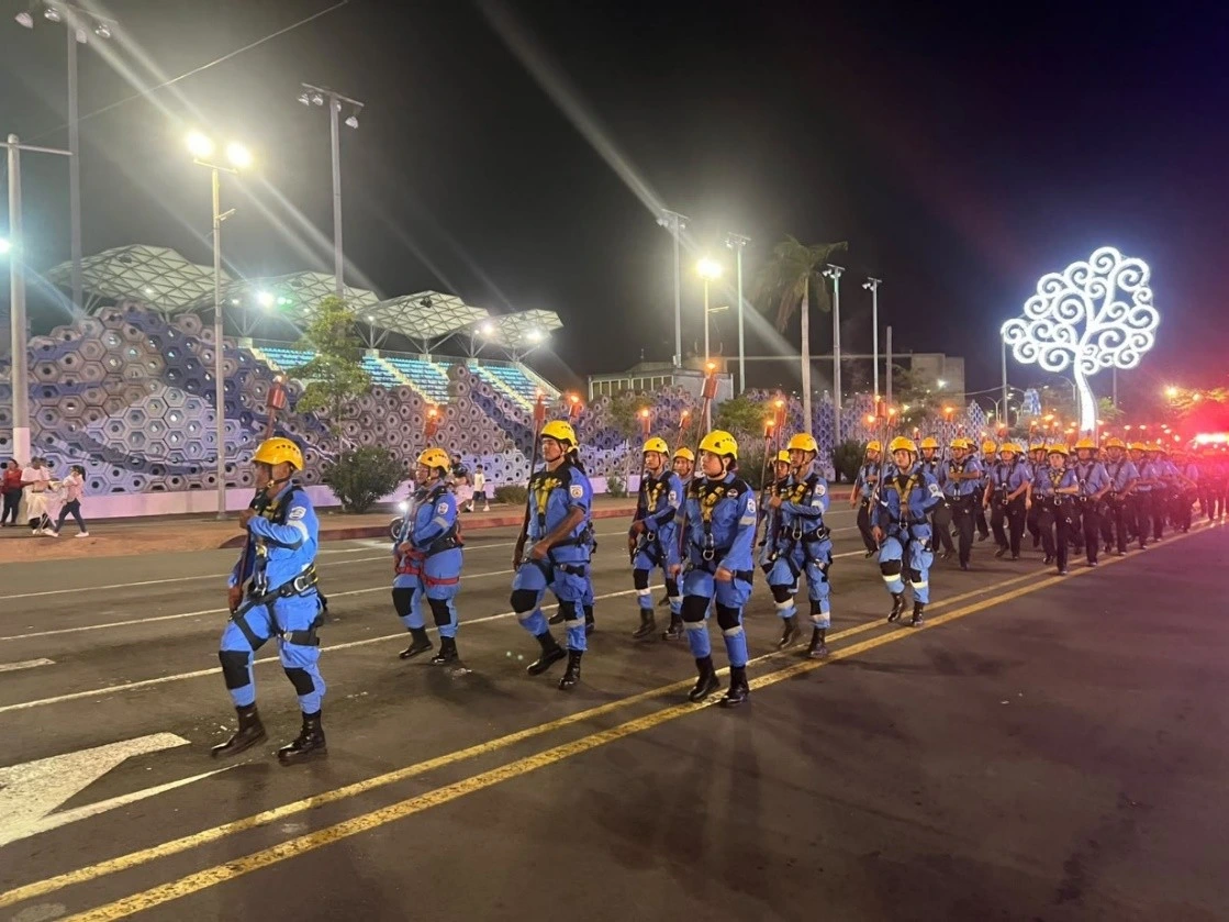 BOMBEROS18