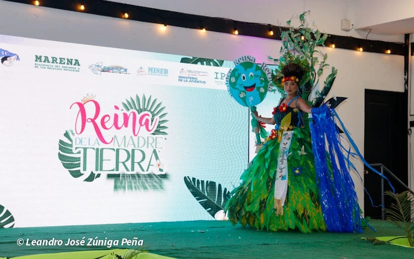 REINA-(7)