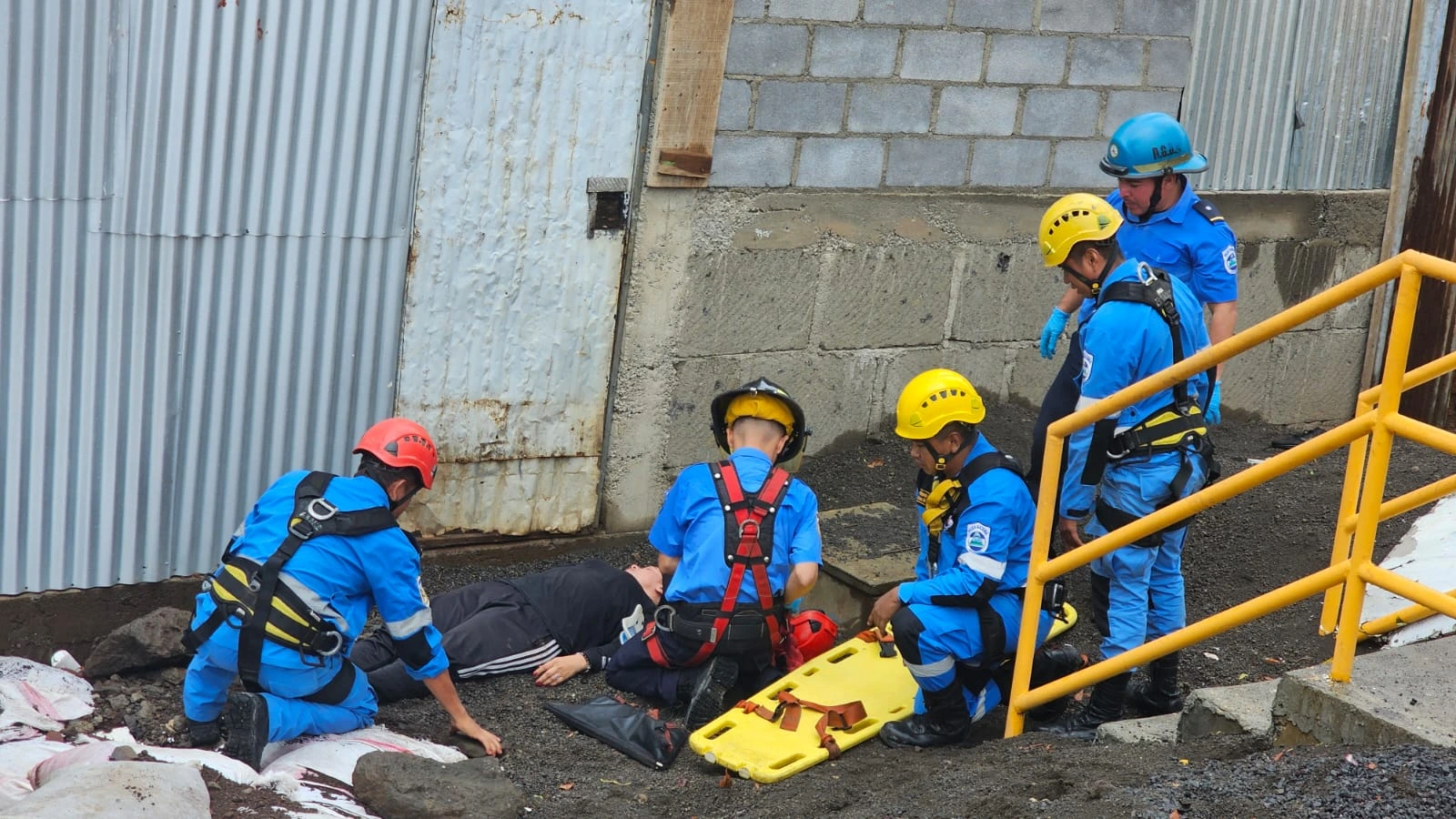 BOMBEROS7