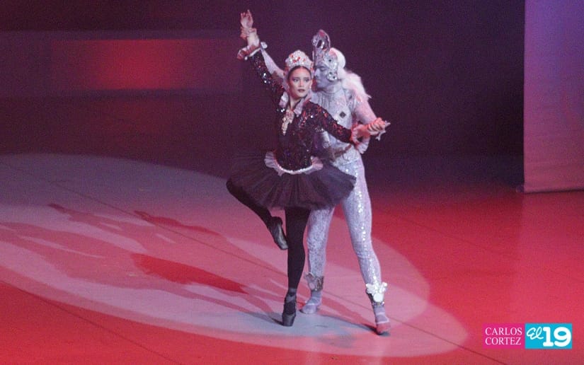 BLANCANIEVES--(19)