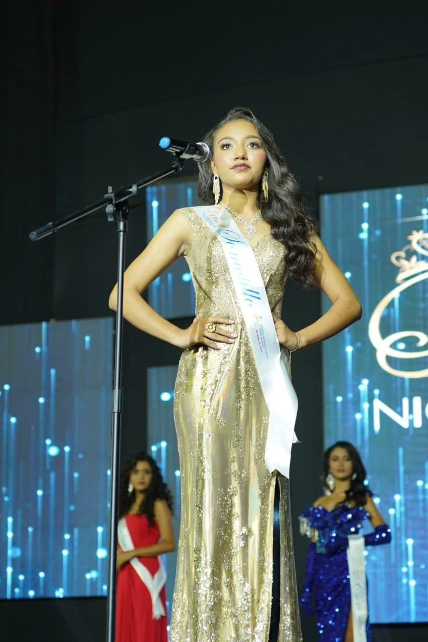 REINAS-(13)