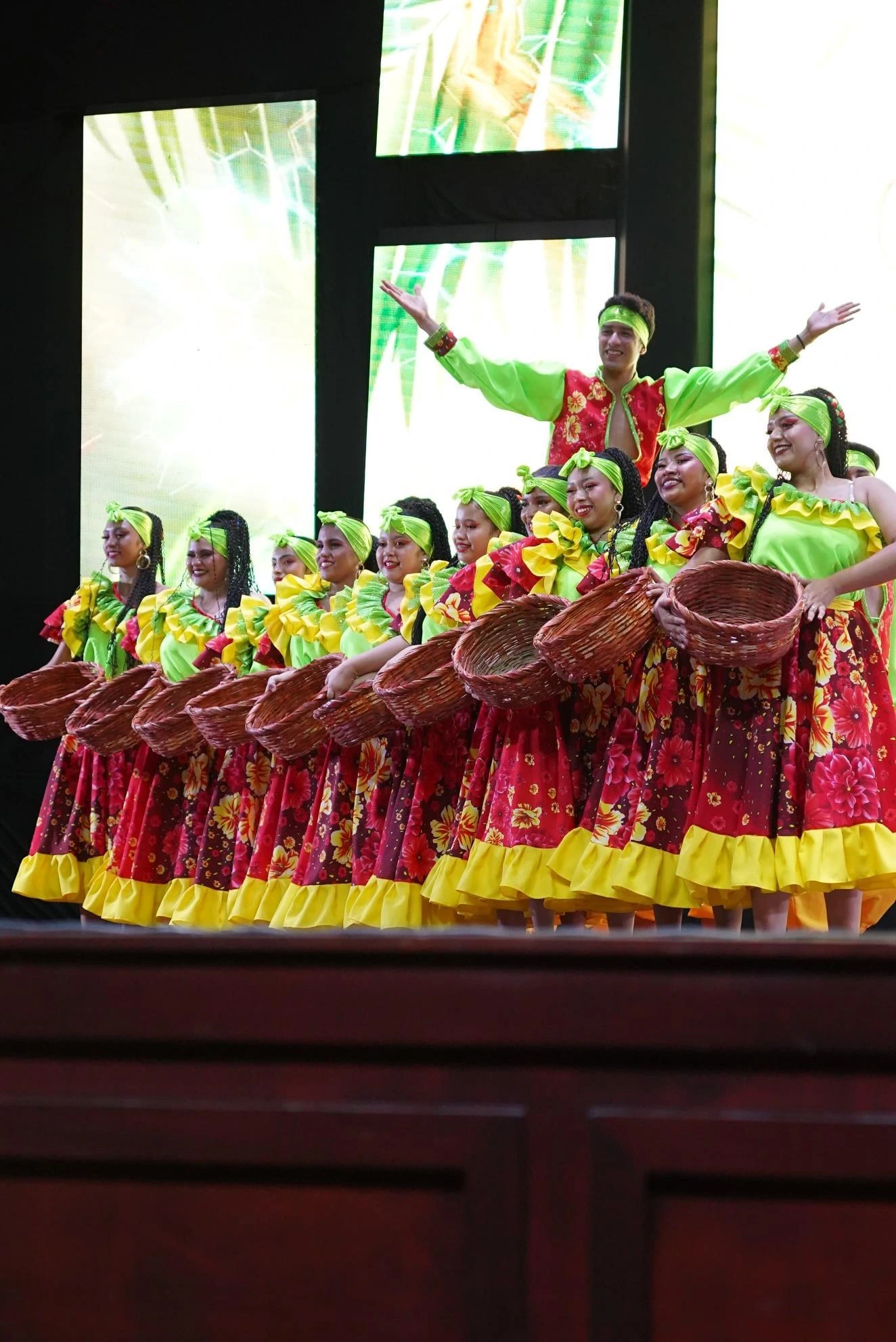 REINAS-(2)