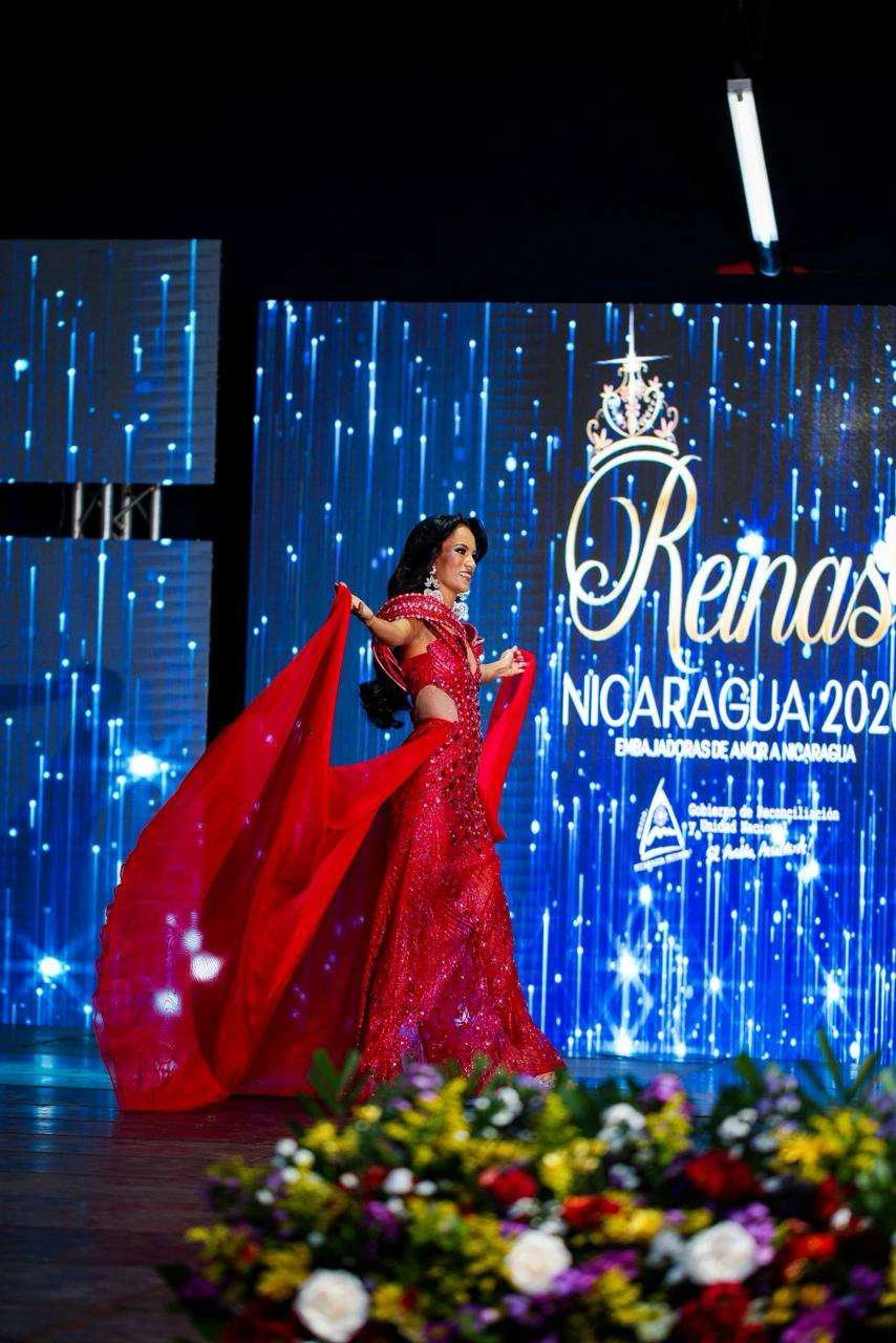 REINAS12