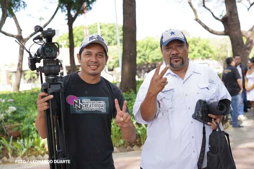 Comunicadores--(5)
