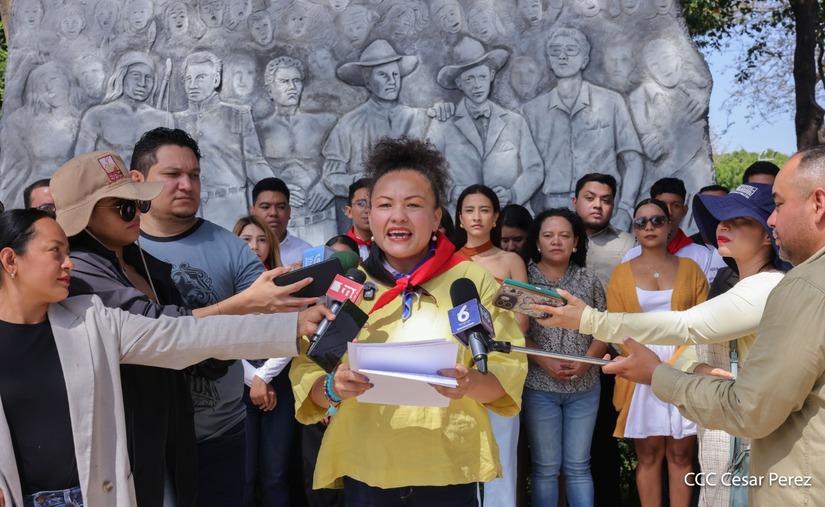 PERIODISTAS--(5)