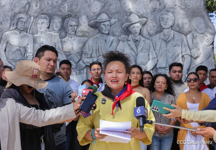 PERIODISTAS--(6)