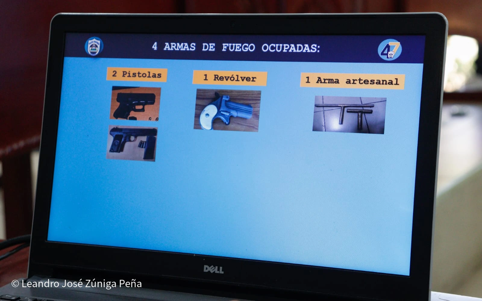 POLICIA2