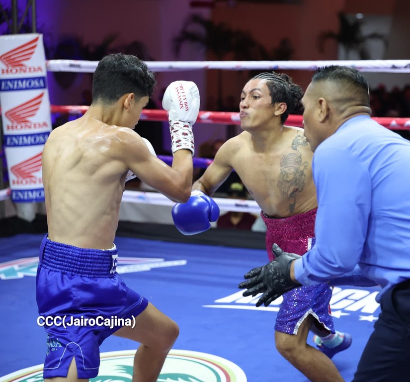 BOXEO--(27)