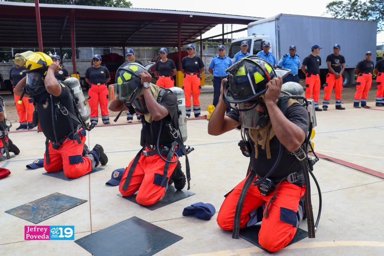 BOMBEROS10