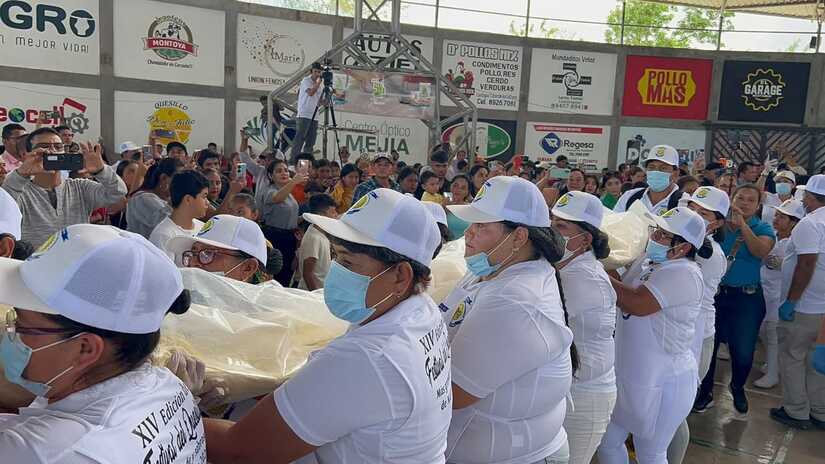 QUESILLO--(12)