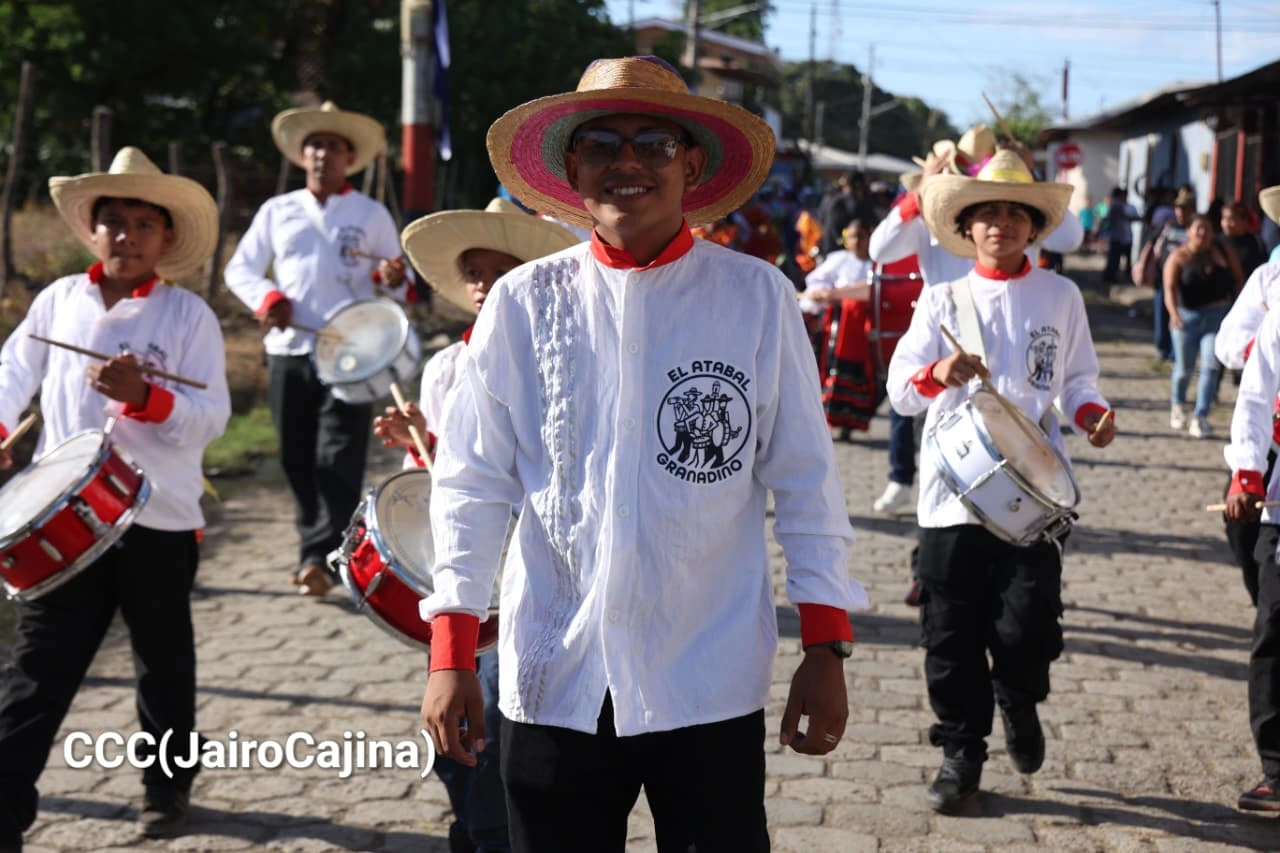 BANDAS17