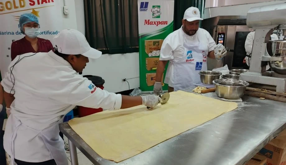PANADEROS24
