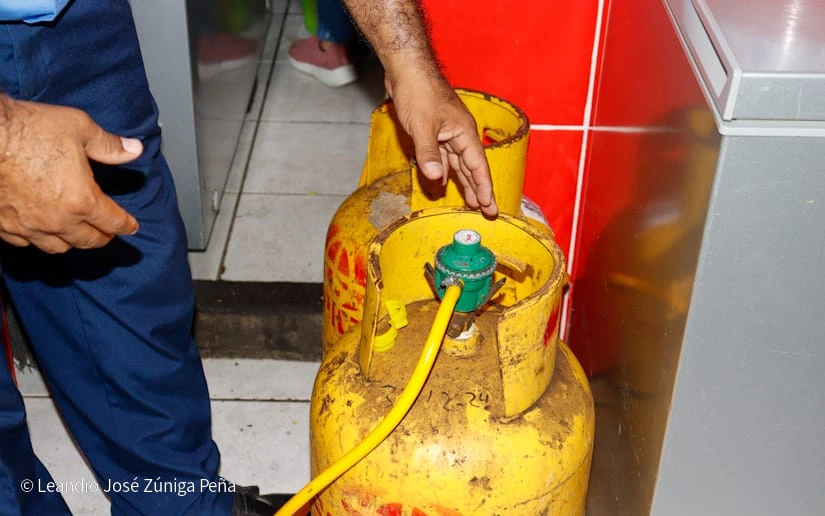 BOMBEROS4