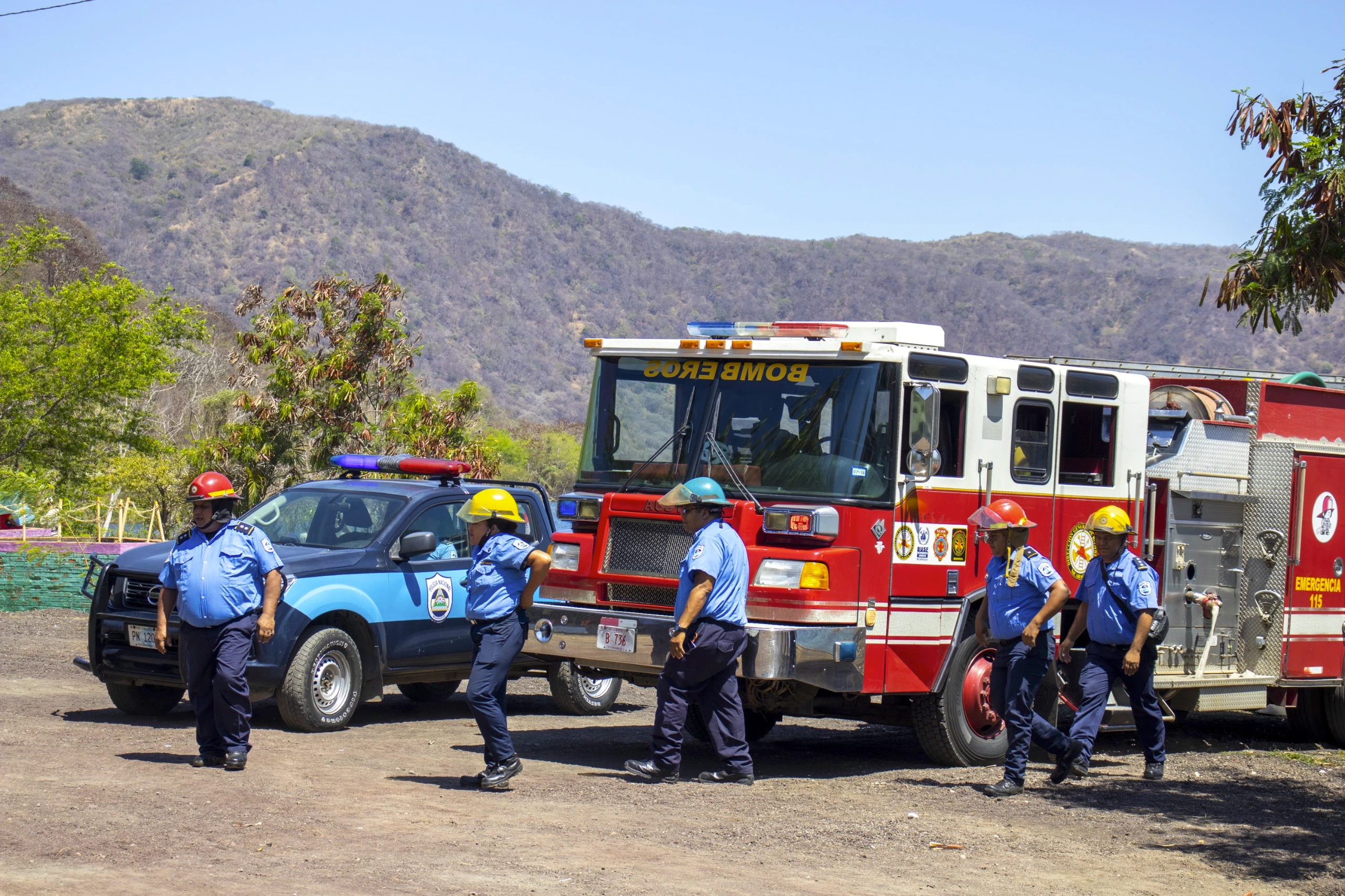 BOMBEROS-(3)