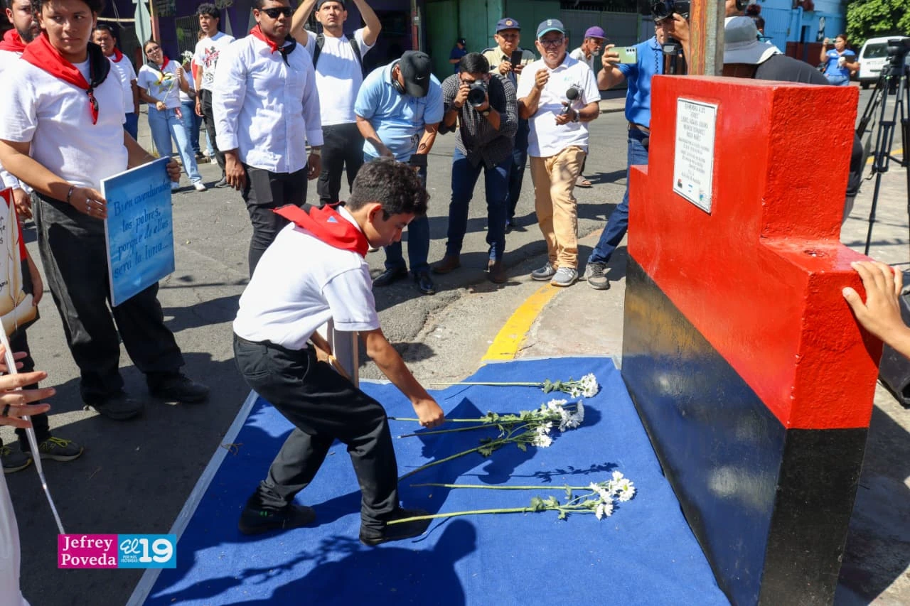 LEONEL24