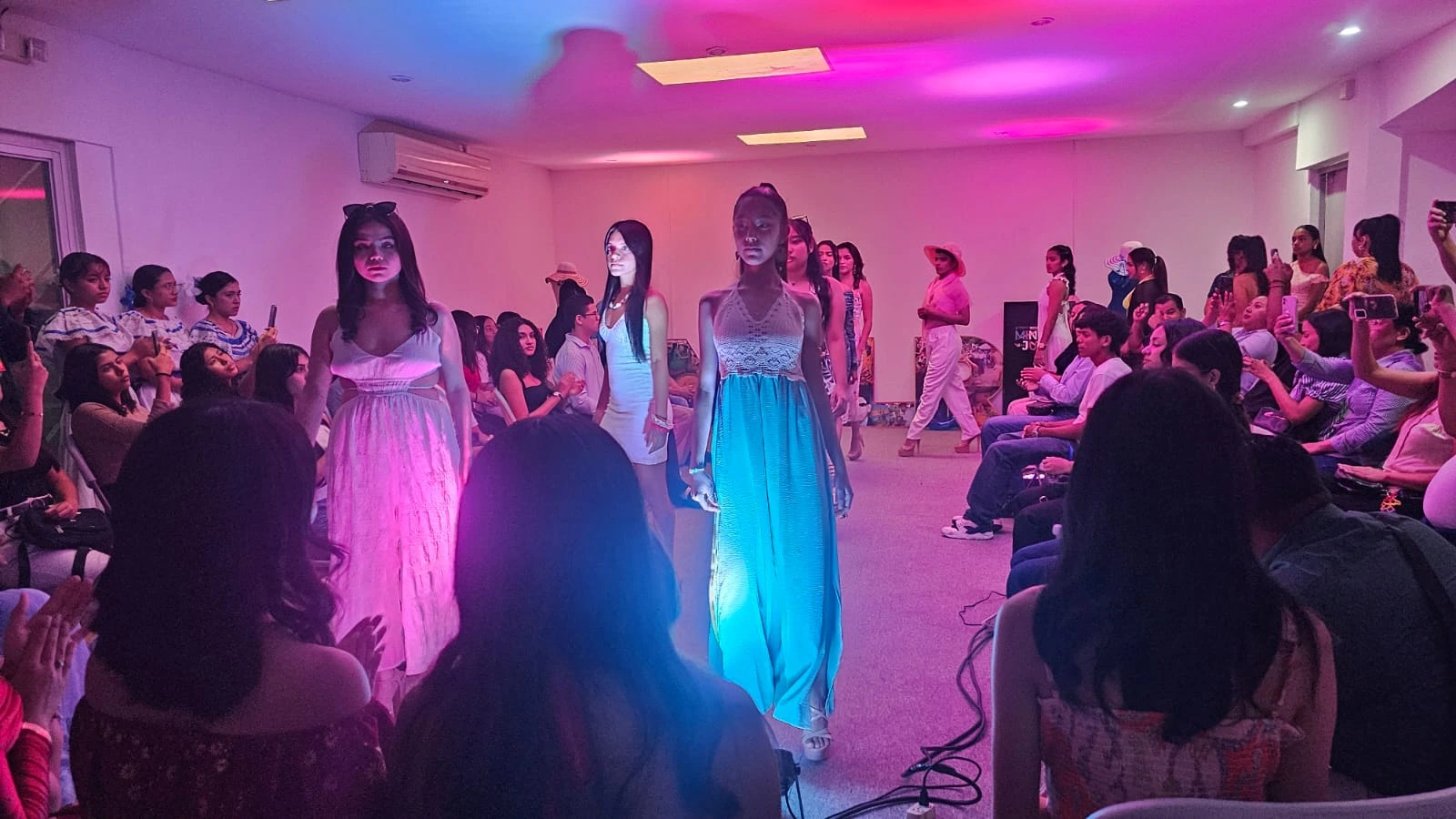 MODA12