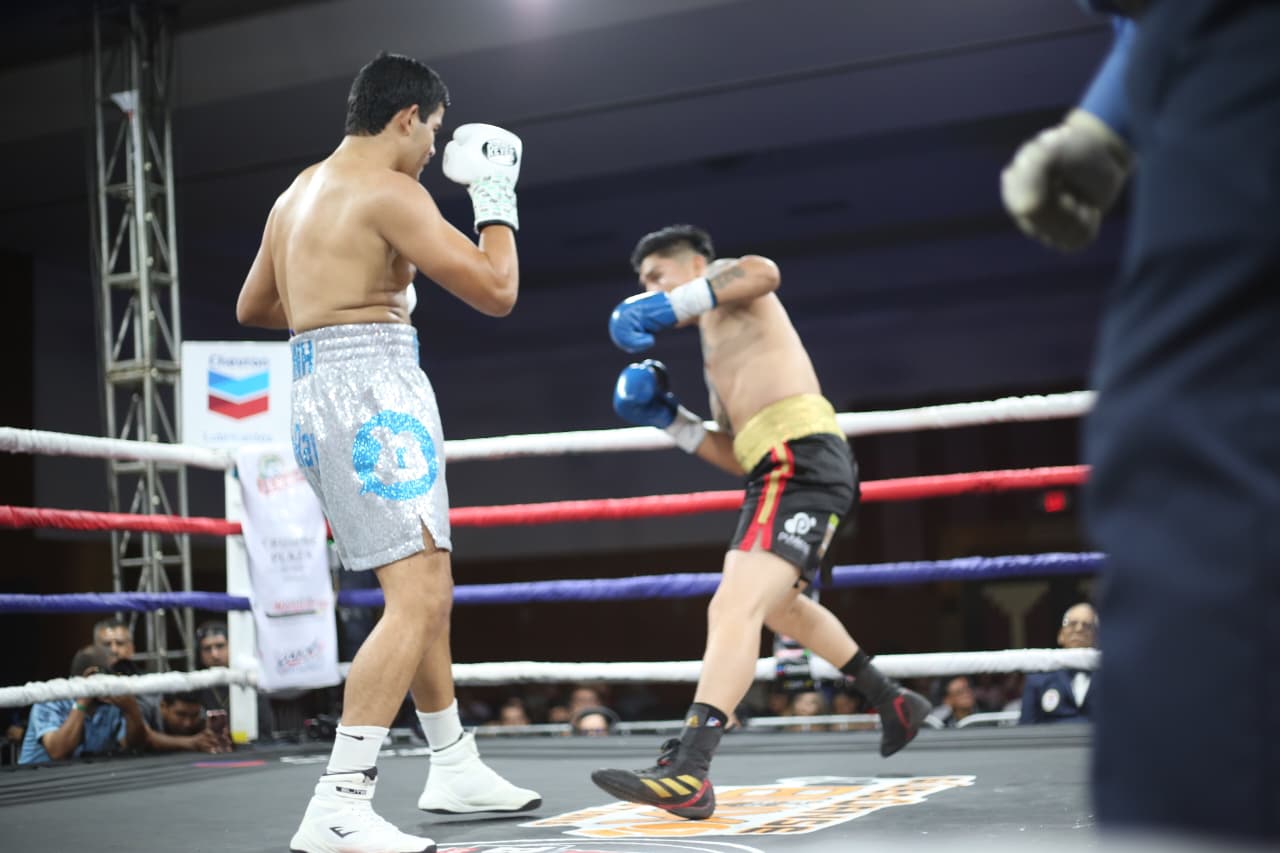 Boxeo--(104)