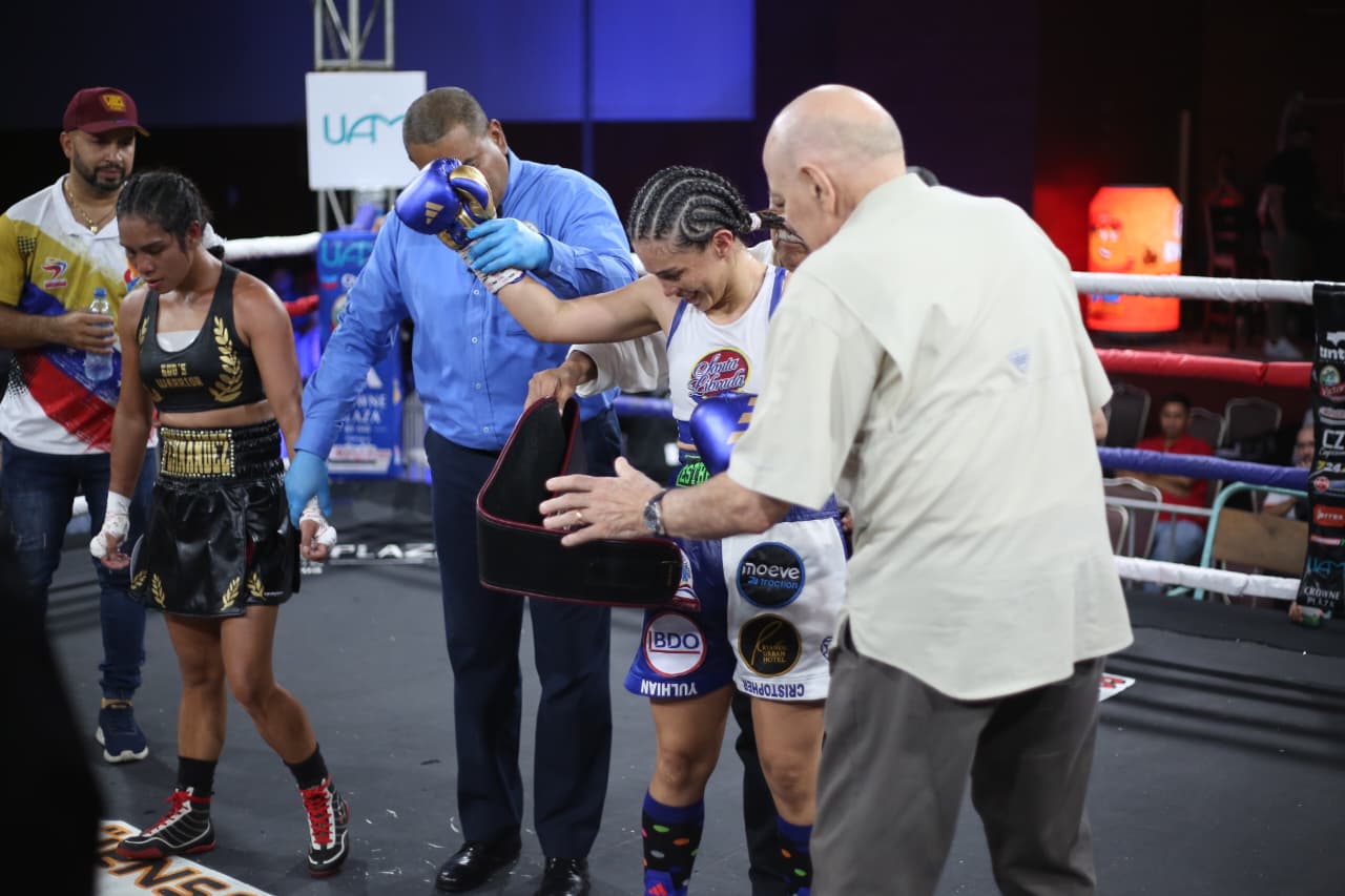 Boxeo--(94)